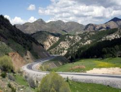 Gümüşhane-Kelkit yolu trafiğe kapandı
