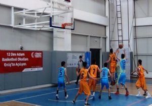 Sabancı Ortaokulu’ndan basketbol başarısı