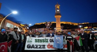 'Filistin'e destek İsrail'e lanet '