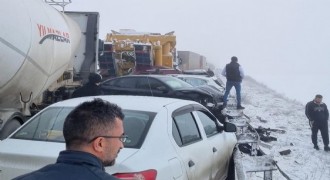 Zincirleme kazada can pazarı yaşandı: 8 ağır yaralı