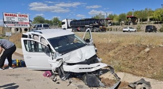 Bingöl yolunda trafik kazası: 3 yaralı