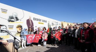 Edebiyat Sokağı'ndan Gazze'ye şiirlerle selam