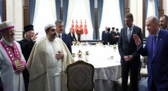 Erdoğan: Türkiye örnek bir ülkedir