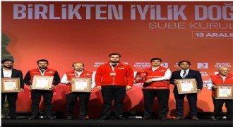 Erzurum Türk Kızılay’a üç ödül