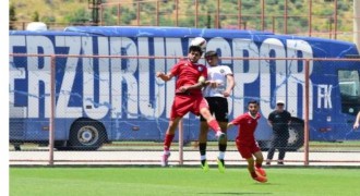 Erzurumspor liderliğini sürdürdü