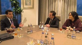 Hacıyev Erzurumlu gazetecileri ağırladı