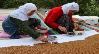 Köyde üretilen keş adeta bir enerji deposu