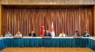 Kurtulmuş: 'Yeni bir anayasa Türkiye'nin önceliğidir'