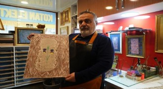 Oltu taşı ve Karayazı kalesi ebruda buluştu