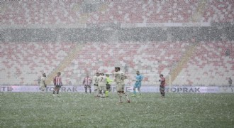 Trendyol 1. Lig: Sivasspor: 2 - Bandırmaspor: 0