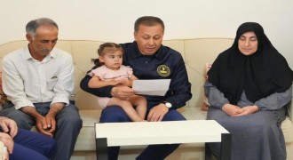 Yerlikaya Şehit Tokyürek’in ailesini ziyaret etti